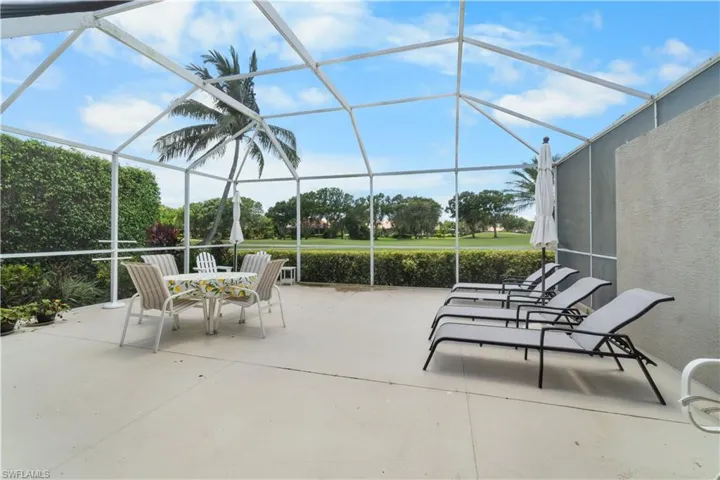6569  Castlelawn  PL, Naples, FL 34113