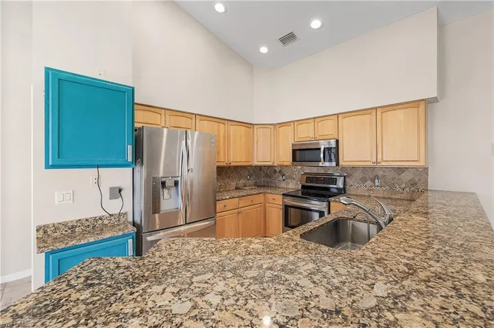 2614 NW 5th Ave, Cape Coral, FL 33993