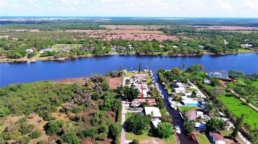 2228 Marina Park Dr, Fort Myers, Florida 33905