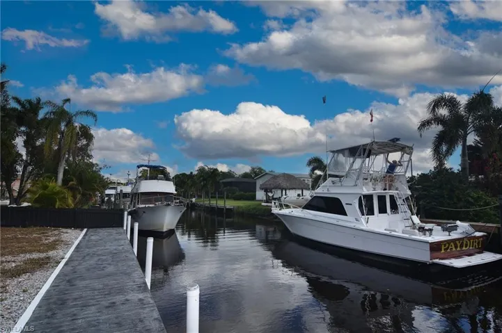 2228 Marina Park Dr, Fort Myers, Florida 33905