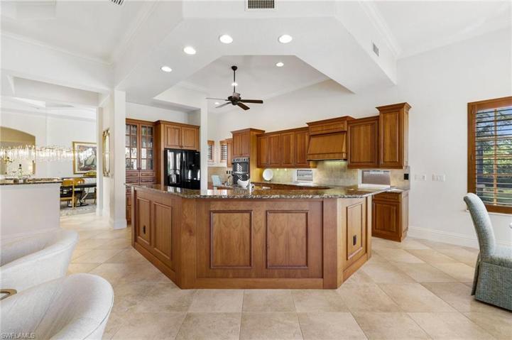 10704  Mirasol  DR, MIROMAR LAKES, FL 33913