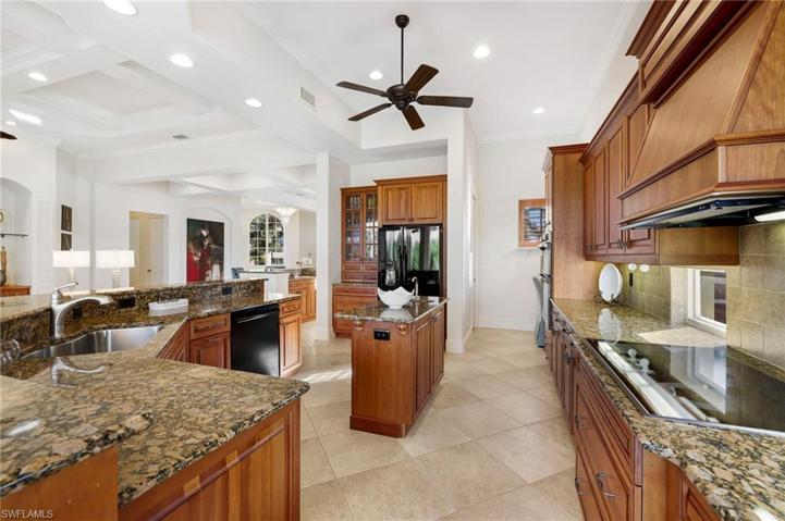 10704  Mirasol  DR, MIROMAR LAKES, FL 33913