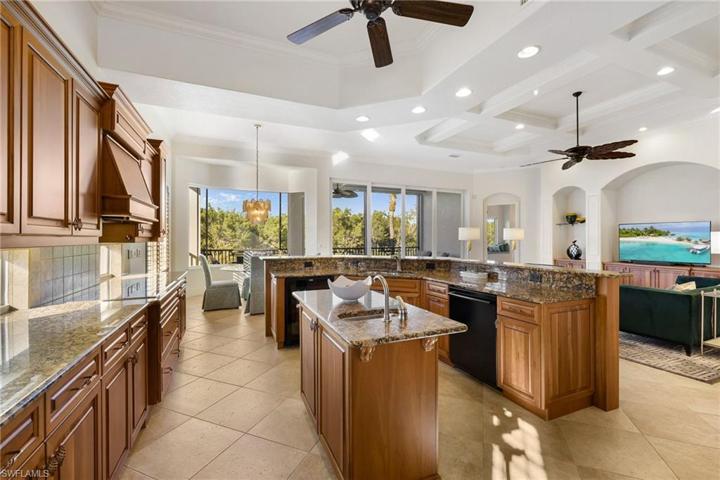 10704  Mirasol  DR, MIROMAR LAKES, FL 33913