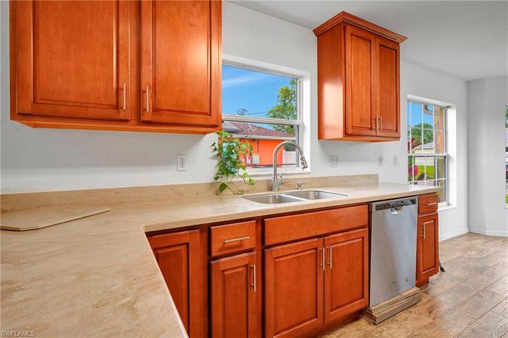 4114 16th ST W, LEHIGH ACRES FL 33971
