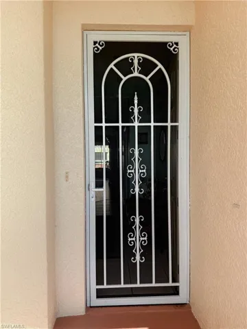 Screened Entry