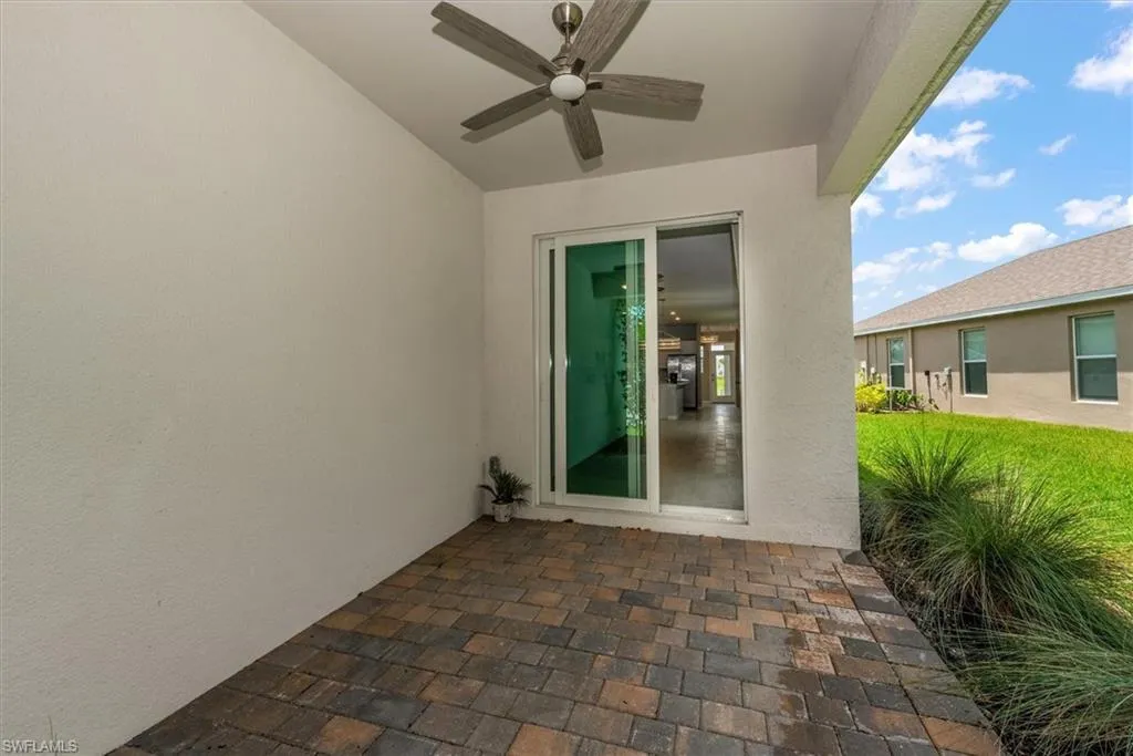 896 Friendship CIR, Labelle, FL 33935,225052483