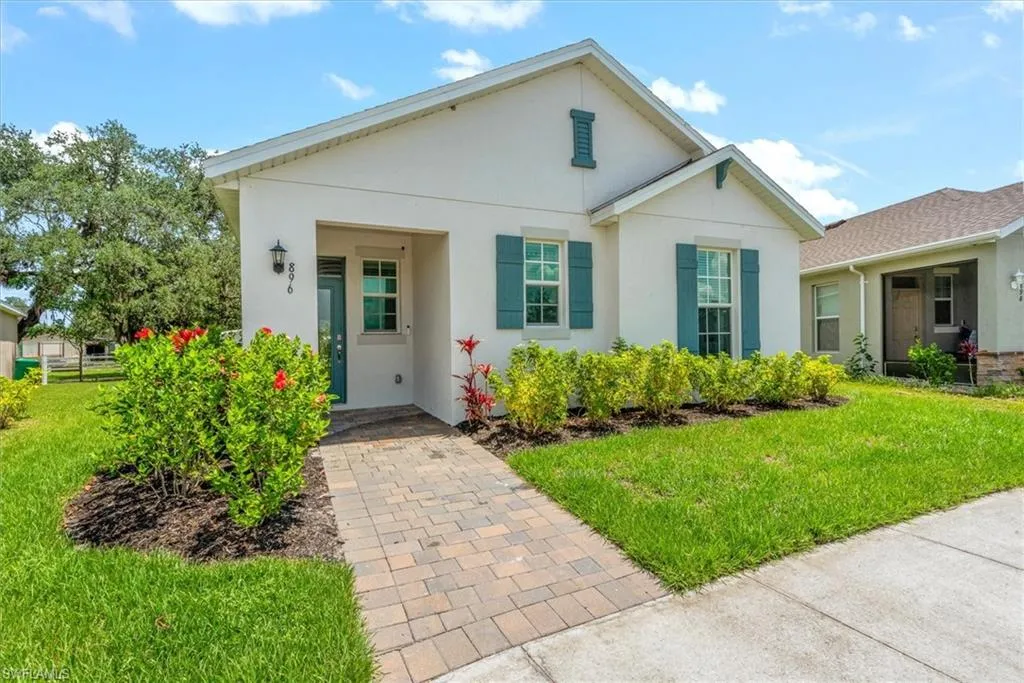 896 Friendship CIR, Labelle, FL 33935,225052483