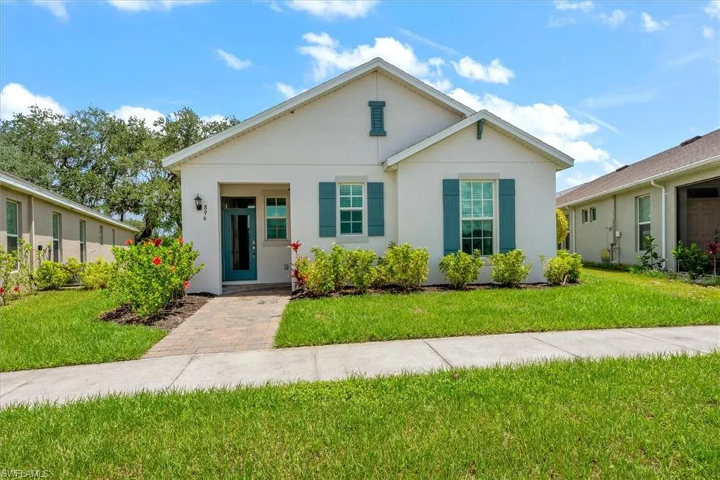 896 Friendship CIR, Labelle, FL 33935,225052483