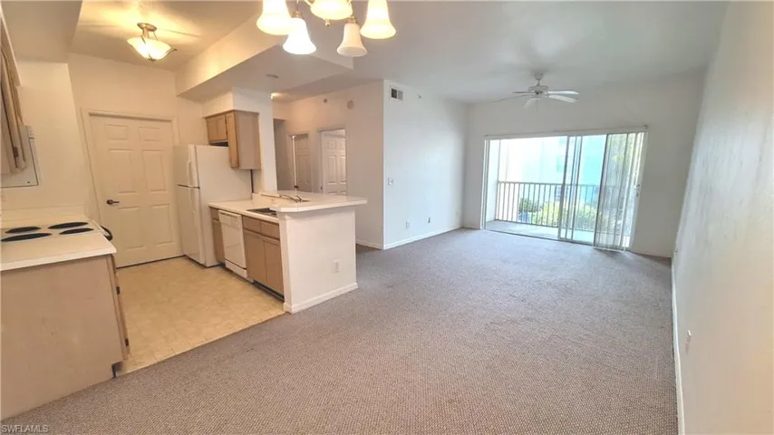 4645 Saint Croix Ln 1324, Naples, Florida 34109