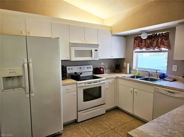 3003  Nadine  LN, Lehigh Acres, FL 33971
