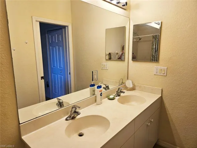 3003  Nadine  LN, Lehigh Acres, FL 33971