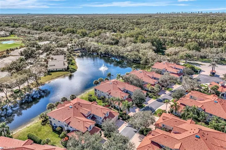 Aerial perspective of Clubside Reserve.