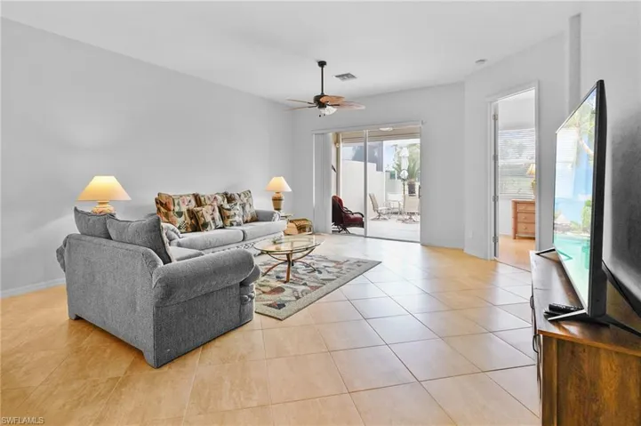 8468 Brittania Dr, Fort Myers, Florida 33912