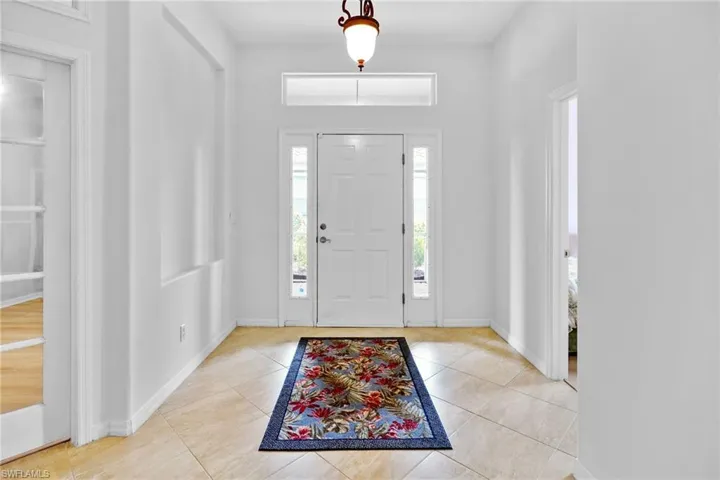 8468 Brittania Dr, Fort Myers, Florida 33912