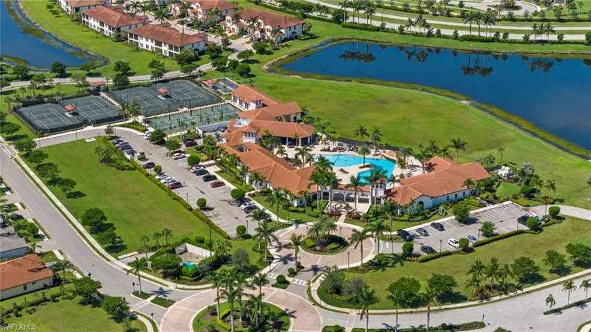 Aerial view of Arborwood Preserve's Town Center, amentiy complex