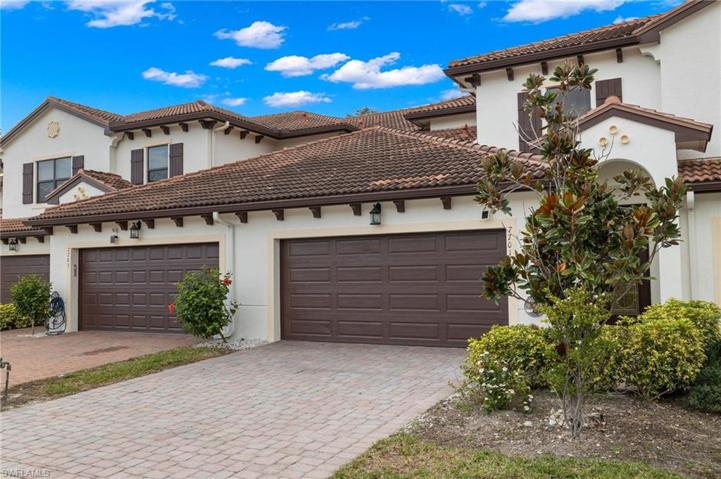 7701 Bristol CIR, NAPLES FL 34120