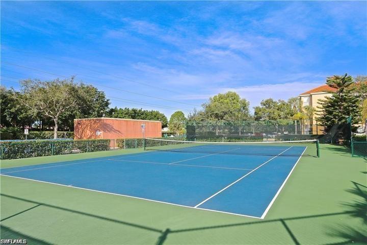 7701 Bristol CIR, NAPLES FL 34120