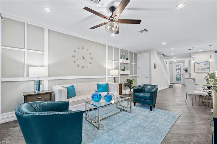7701 Bristol CIR, NAPLES FL 34120