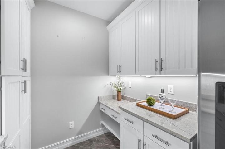 7701 Bristol CIR, NAPLES FL 34120