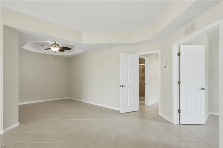 3010 Meandering Way 101, Fort Myers, Florida 33905