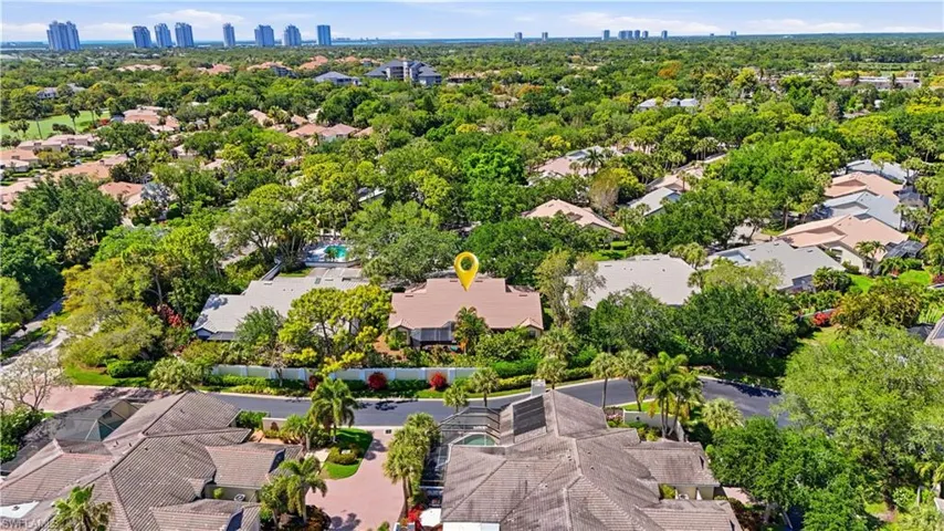 Aerial view of the property. Yes, that IS the Gulf of Mexico in the distance!