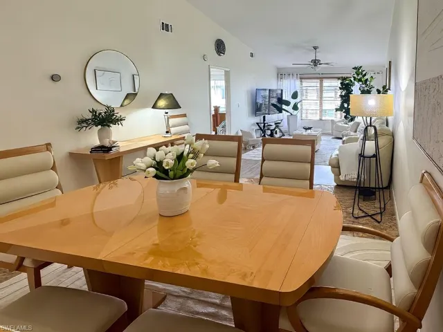 3420 Frosty Way 4902, Naples, Florida 34112