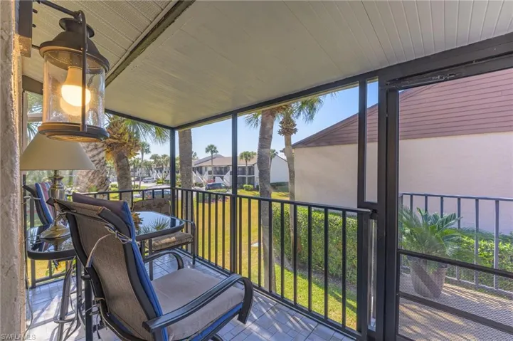 3420 Frosty Way 4902, Naples, Florida 34112