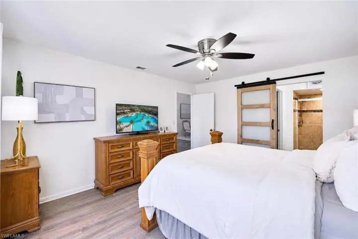 3420 Frosty Way 4902, Naples, Florida 34112