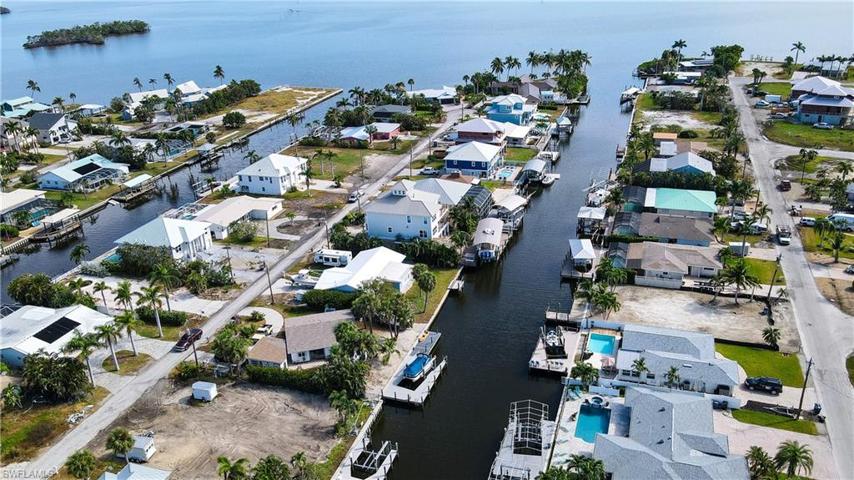 Lot is on left side of picture so close to the widest part of Estero Bay