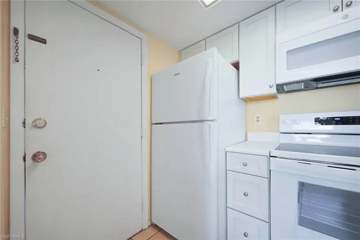 3276 Prince Edward Isle Cir 2, Fort Myers, Florida 33907