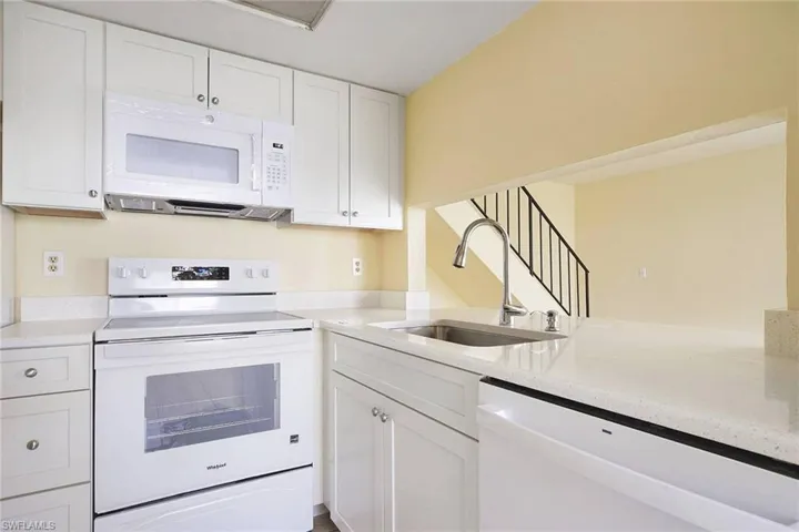 3276 Prince Edward Isle Cir 2, Fort Myers, Florida 33907