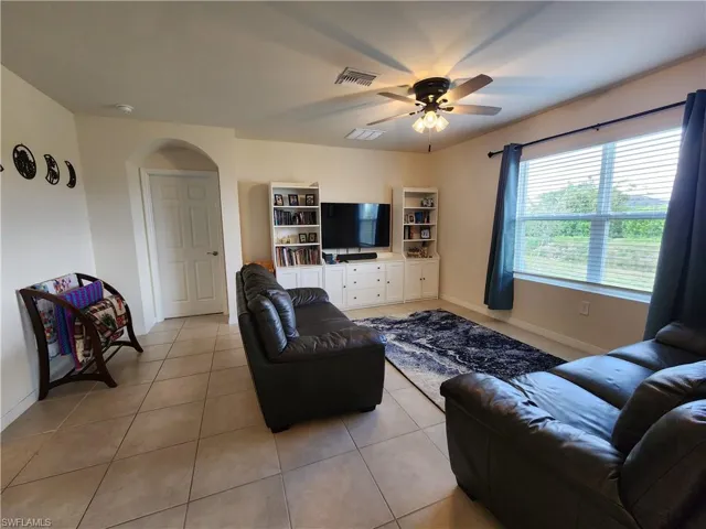 1016  Cavanagh  AVE, Lehigh Acres, FL 33971