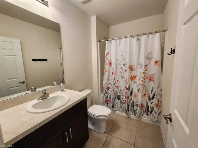 1016  Cavanagh  AVE, Lehigh Acres, FL 33971
