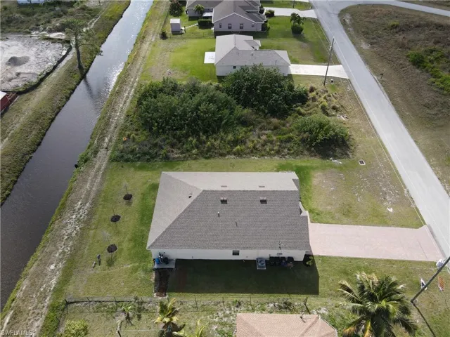 1016  Cavanagh  AVE, Lehigh Acres, FL 33971