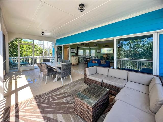 4510  Schooner  DR, Upper Captiva, FL 33924