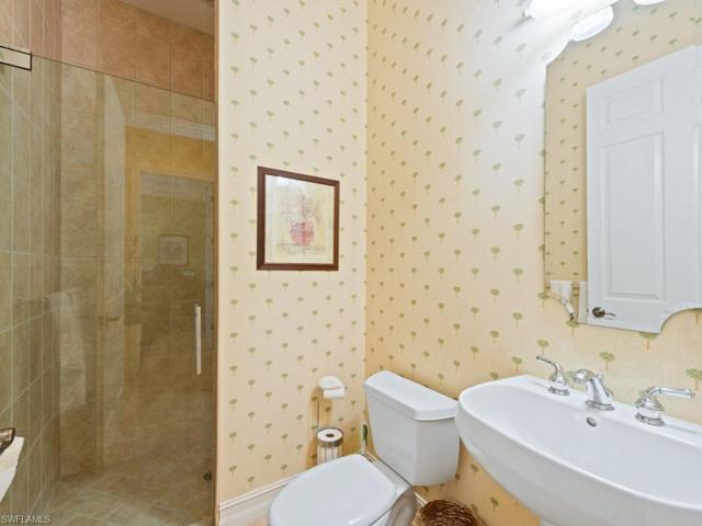 Full bath by 4th bedroom