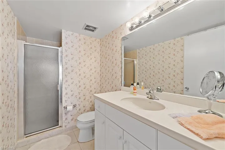 3410  Gulf Shore N BLVD, Naples, FL 34103