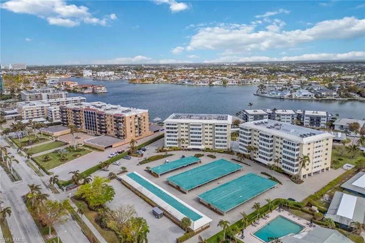 3410  Gulf Shore N BLVD, Naples, FL 34103
