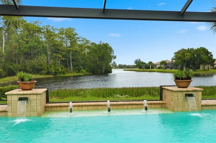 Multiple water features