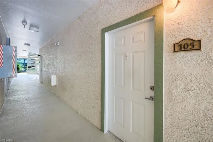 23600 Walden Center Dr 105, Estero, Florida 34134