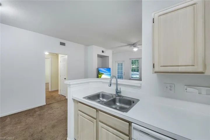 23600 Walden Center Dr 105, Estero, Florida 34134