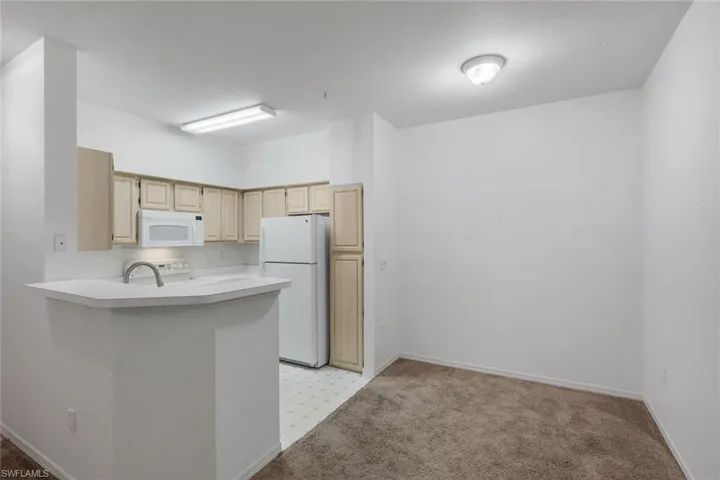 23600 Walden Center Dr 105, Estero, Florida 34134