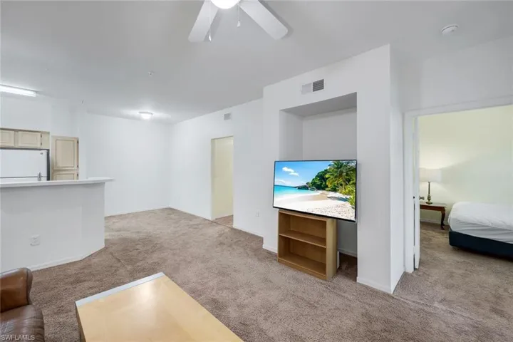 23600 Walden Center Dr 105, Estero, Florida 34134