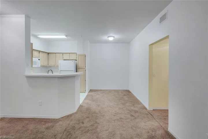 23600 Walden Center Dr 105, Estero, Florida 34134