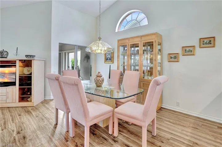 8087  Breton  CIR, Fort Myers, FL 33912