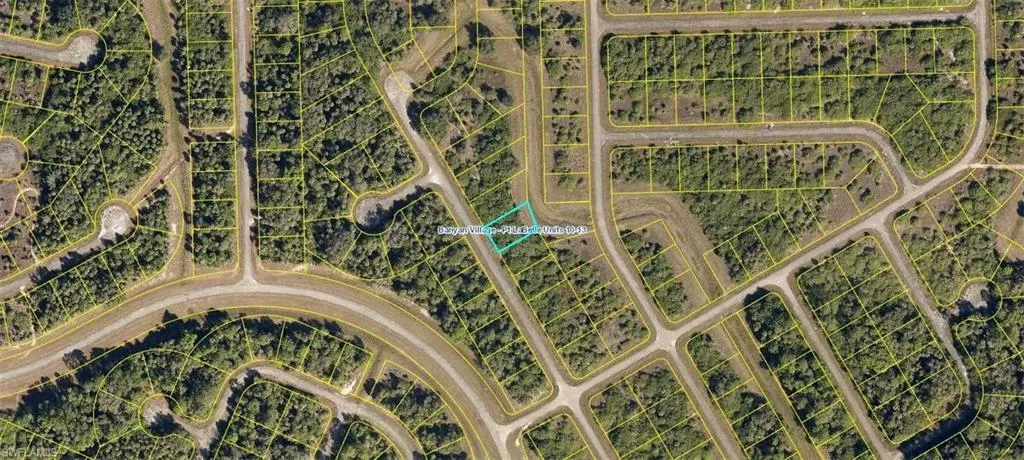 111  Holland  DR, Labelle, FL 33935
