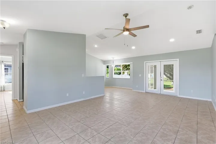 8346 Bamboo Rd, Fort Myers, Florida 33967