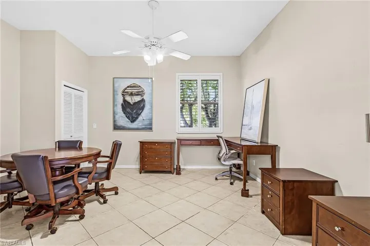 Bedroom/Office