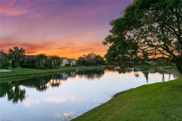 3454  Anton  CT, Naples, FL 34109
