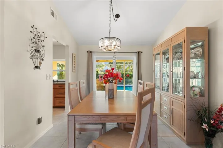 3454  Anton  CT, Naples, FL 34109